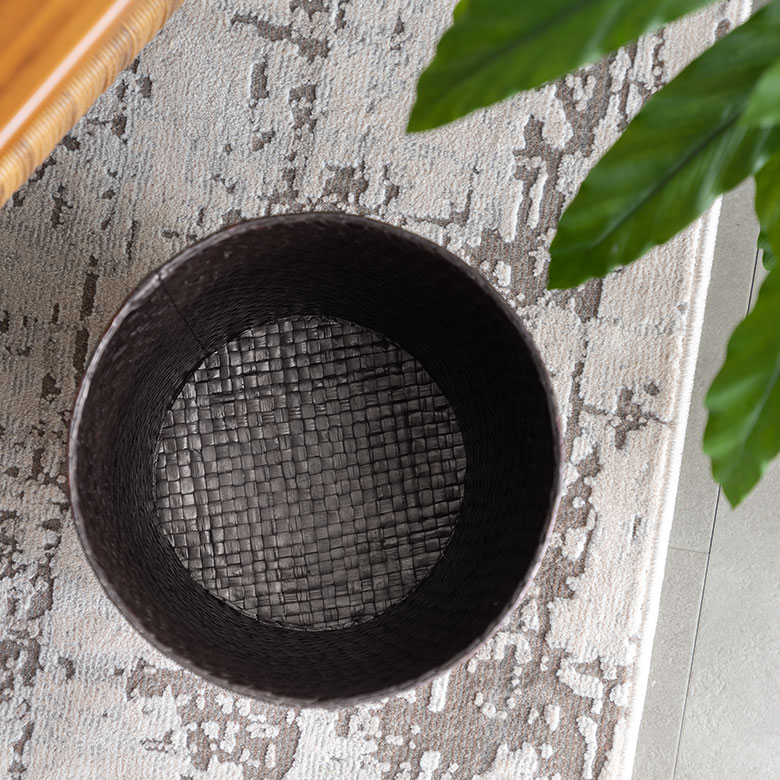 シンプルなデザインは幅広いインテリアに