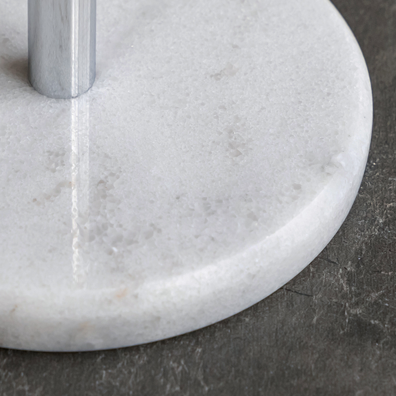 真鍮やゴールドとマッチする気品ある印象