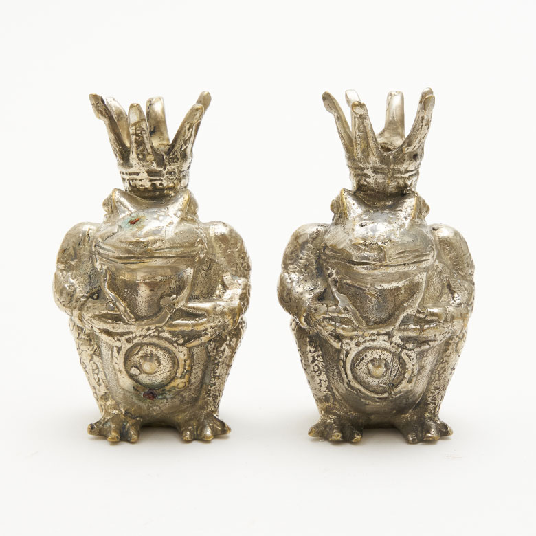 ハンドメイドのため個体差がございます。