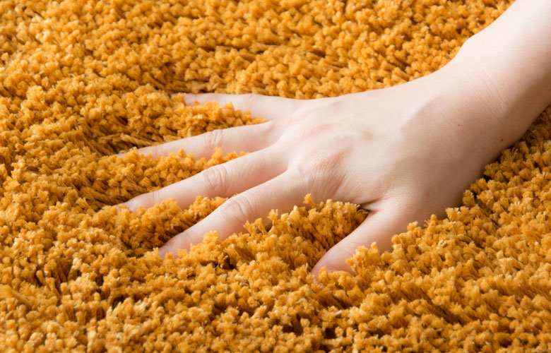 指が沈む！ふかふかマイクロファイバー