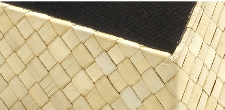 レザーのような質感のパンダン