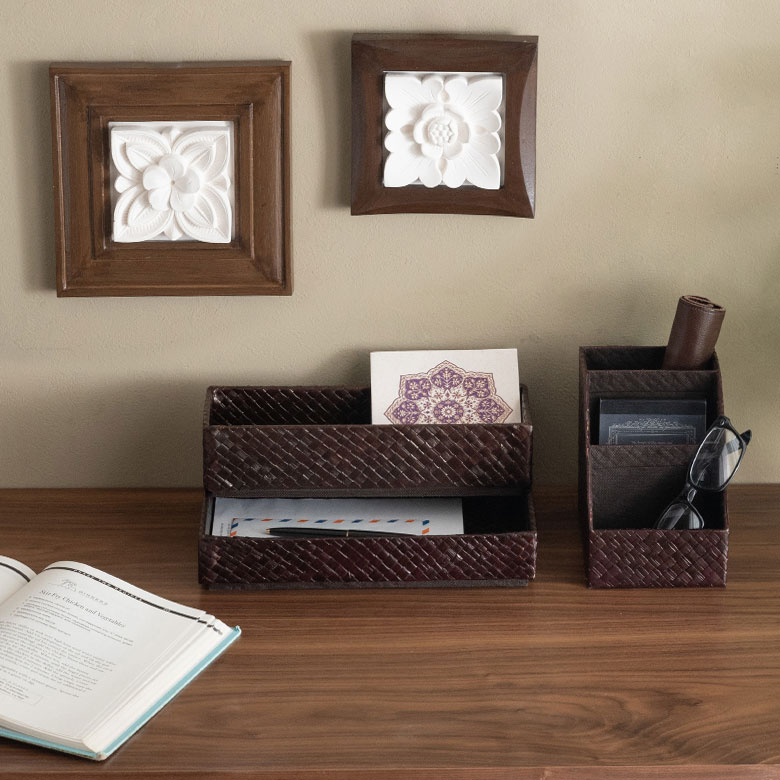 天然素材の温かみあるマルチスタンド