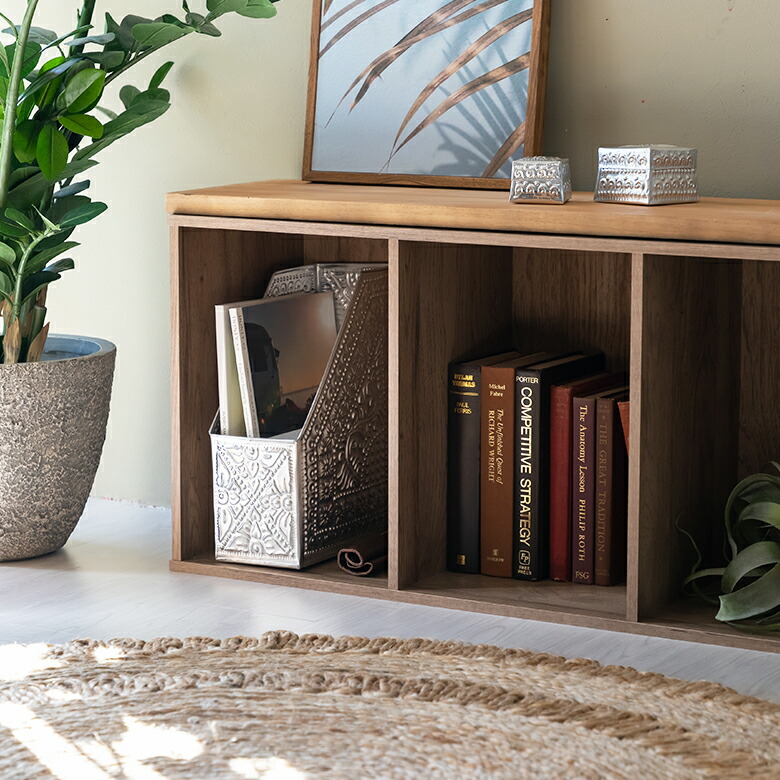 カラーボックスを活用してスッキリ収納