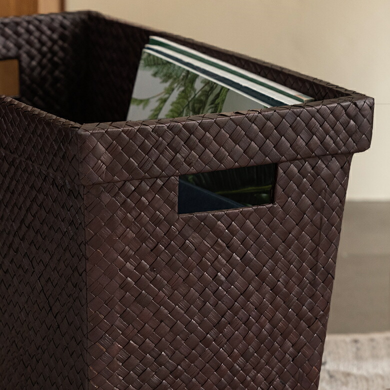 ツヤのあるレザーのような質感