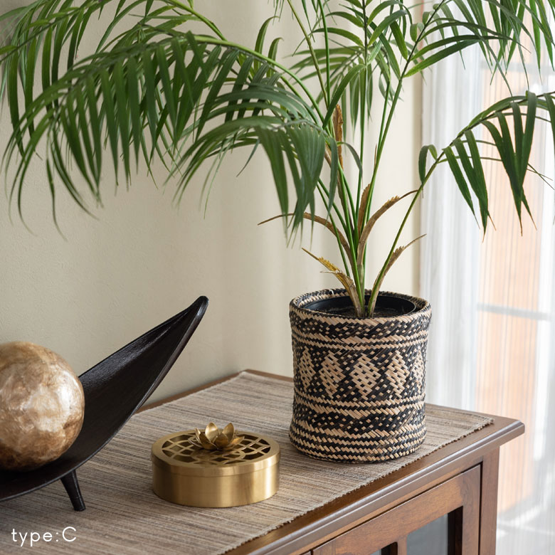 プランターバスケット。リゾートを感じるカリマンタン編みかごバスケット。