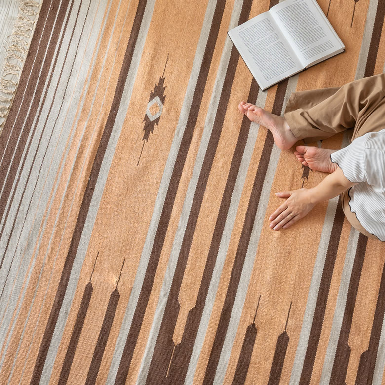 年中使えるラグ