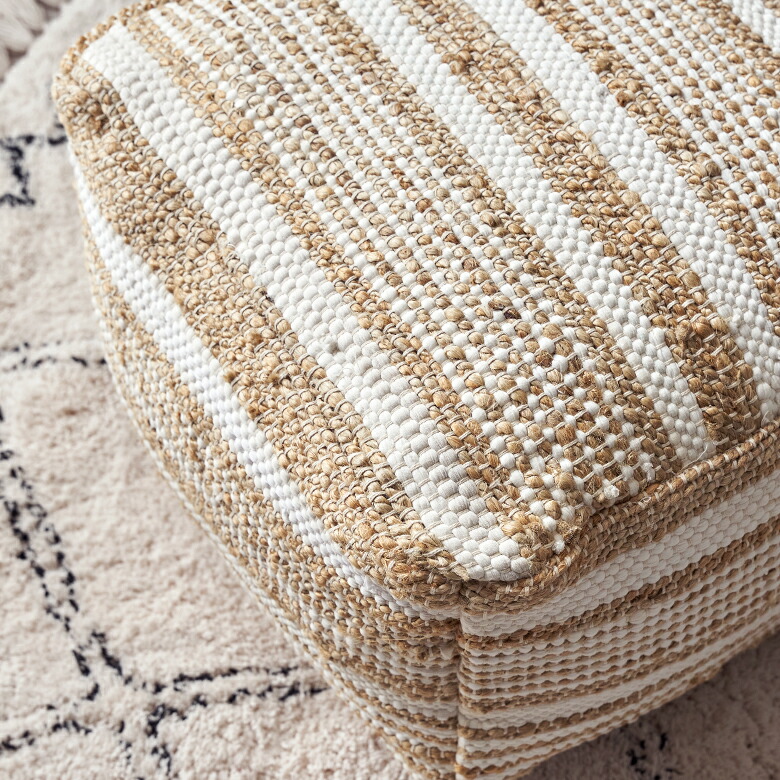 ひとつひとつがインドの職人さんの手作り