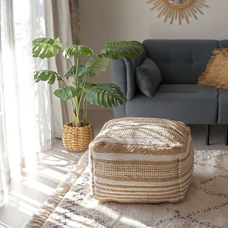 幅広いテイストのインテリアにマッチする