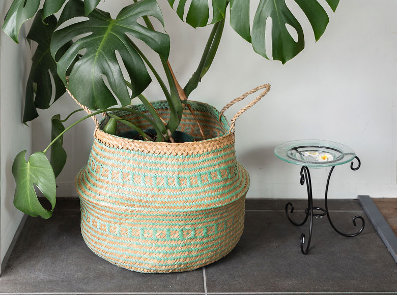 プランターカバーとして使うアレンジもおすすめ！