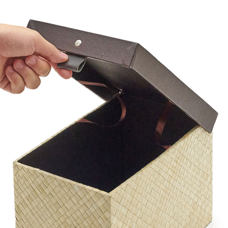 取っ手付きで使いやすい