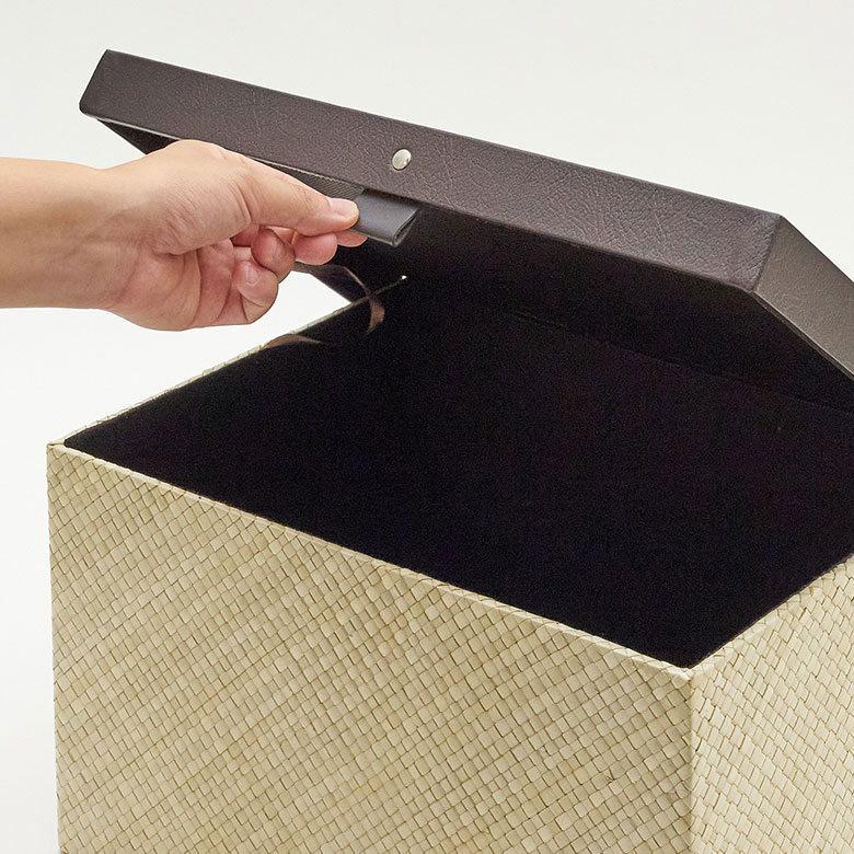 取っ手付きで使いやすい