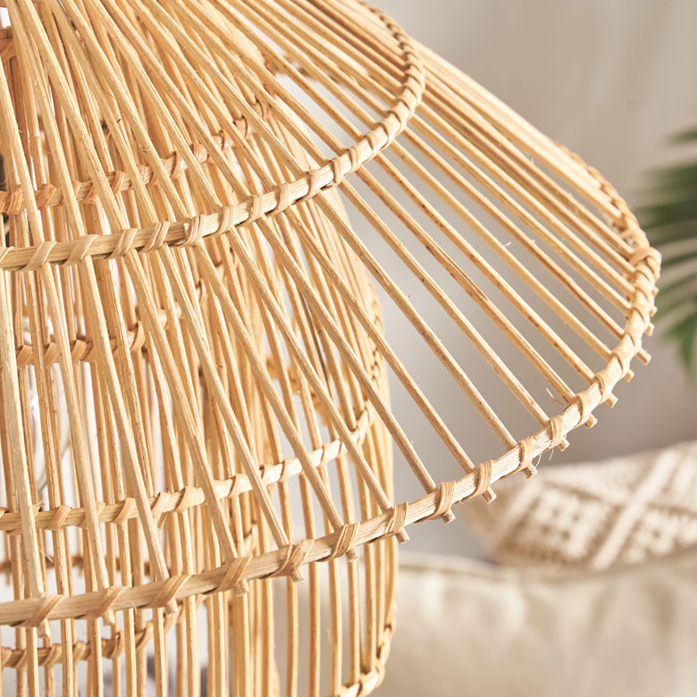 ナチュラルな質感そのままのラタンの素材感