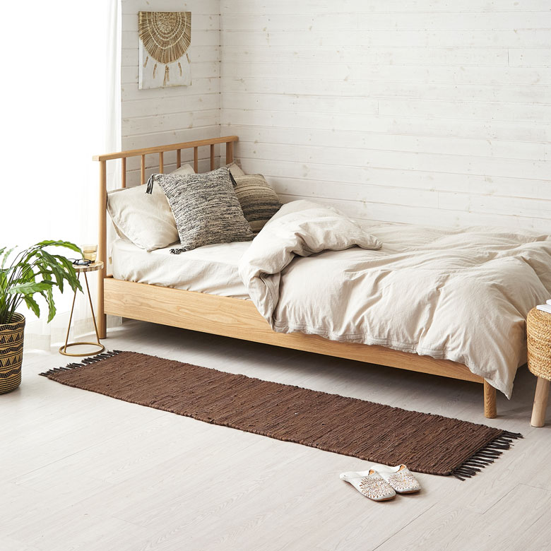 インド伝統の手織り裂き織りで織られたキッチンマット