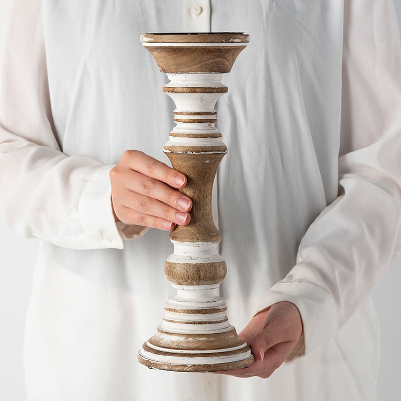 手に持つとこれくらいの大きさ