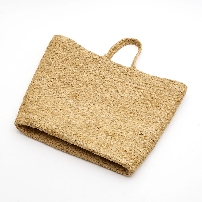 コンパクトに折り畳みも可能