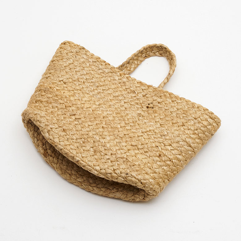 コンパクトに折り畳みも可能