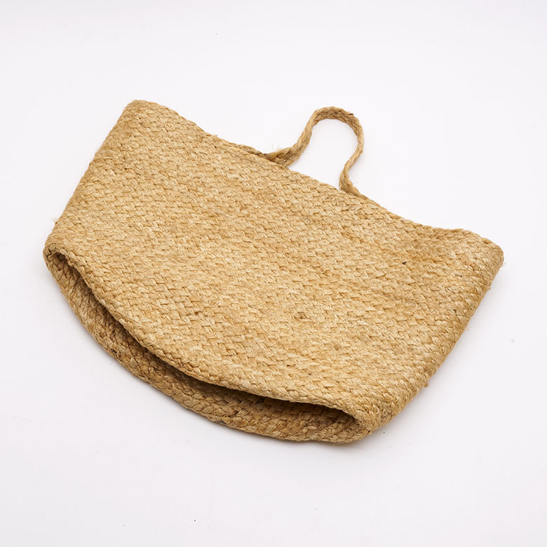 コンパクトに折り畳みも可能