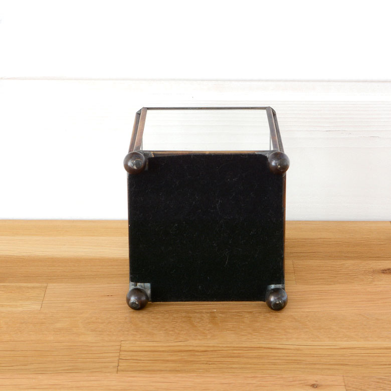 繊細でシンプルなデザインは、インテリアとしても素敵