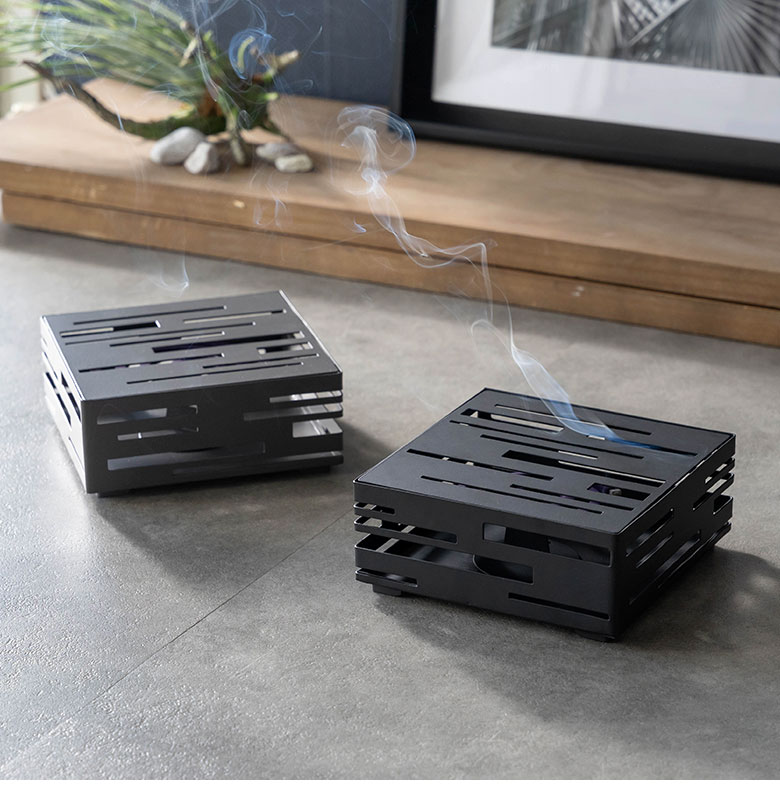 スリットデザインの蚊遣り 黒 グレー