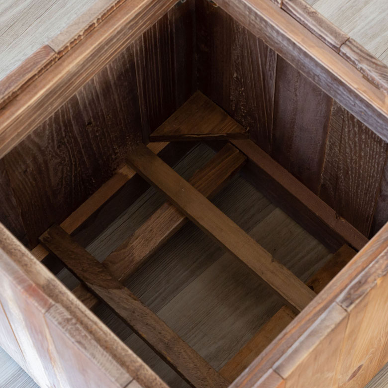 インナーを外した内側