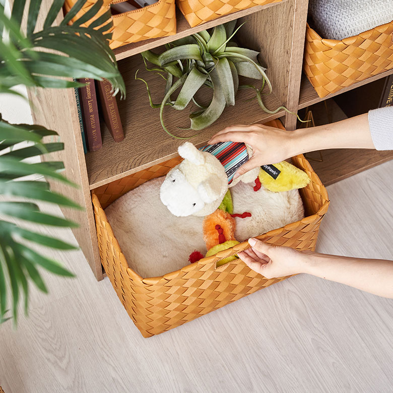 生活感を隠ししつつ、おしゃれにも魅せてくれるので、リビングには重宝