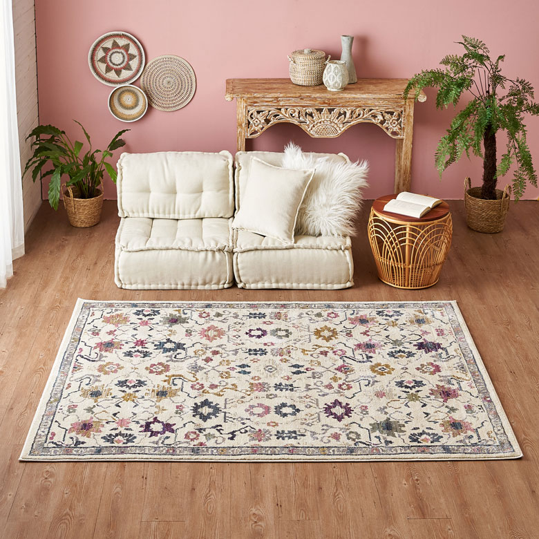 クラシカル＆レトロな雰囲気で、オトナ可愛い空間にセンスアップ