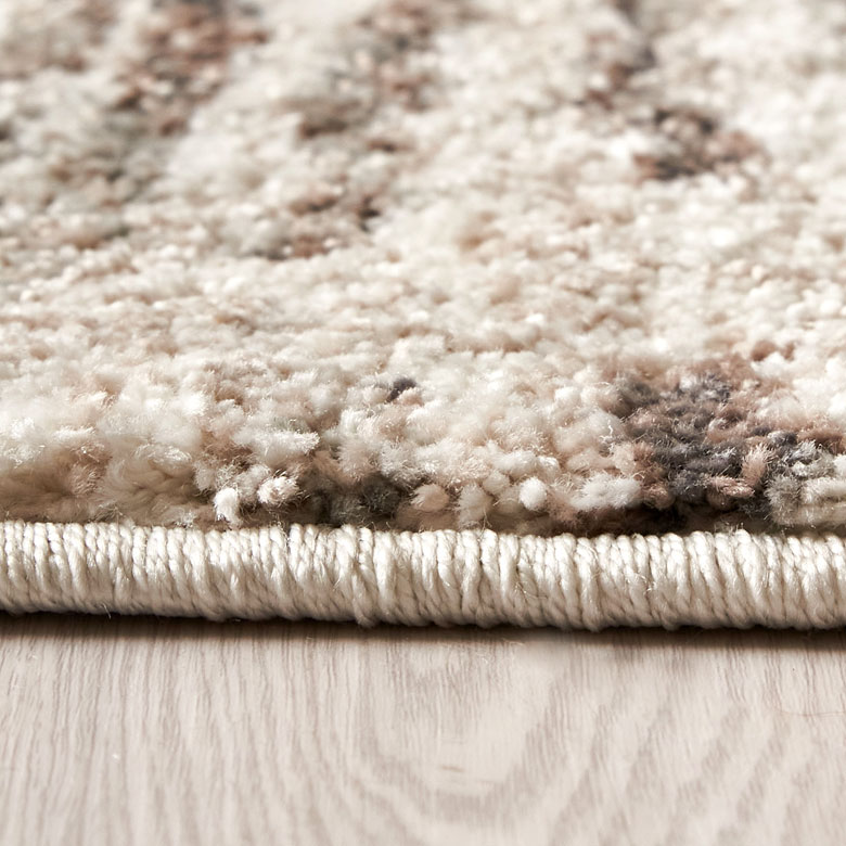 ノット数100,000の普及品クラス