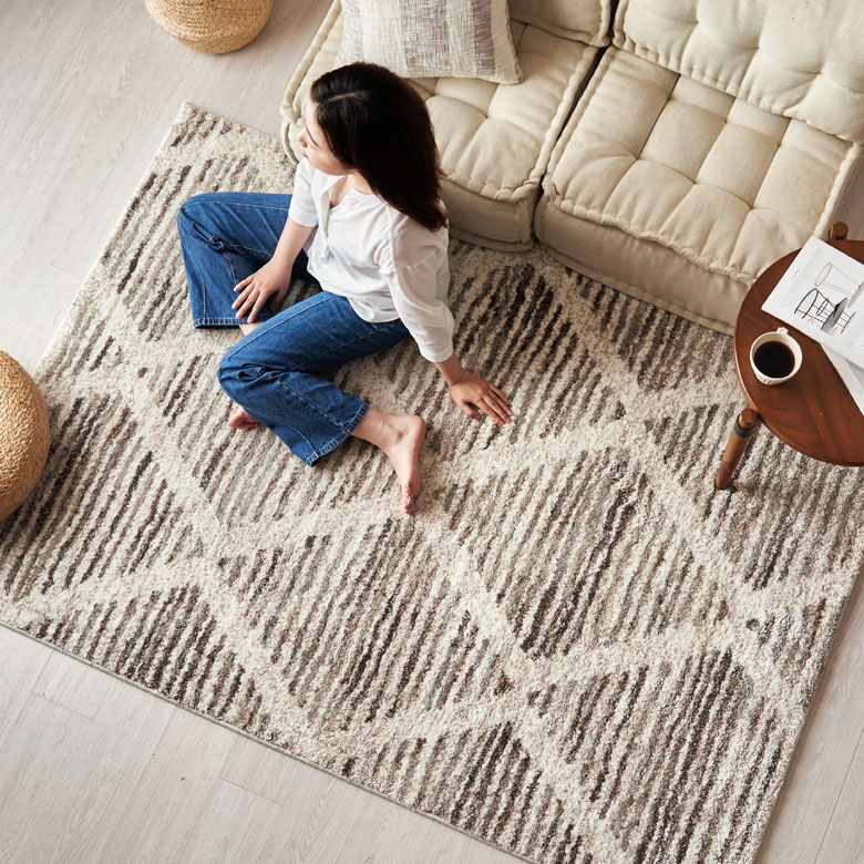 ナチュラルインテリアに合わせるだけで、トレンド感のあるお部屋に