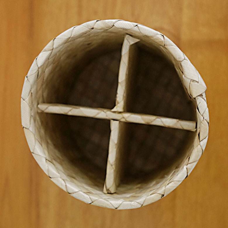 幅広いシーンで使いやすいシンプルなデザイン