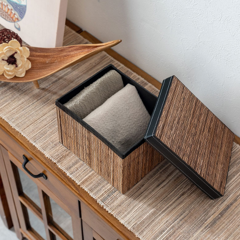 ちょっとした雑貨類をまとめるのに便利