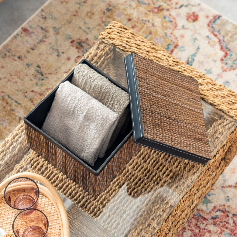 生活雑貨や小物をさっと収納するのに便利