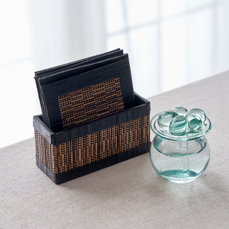 収納ケース付き