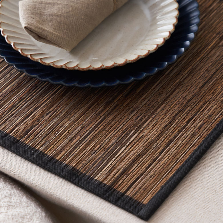 インドネシアならではの素朴な天然素材