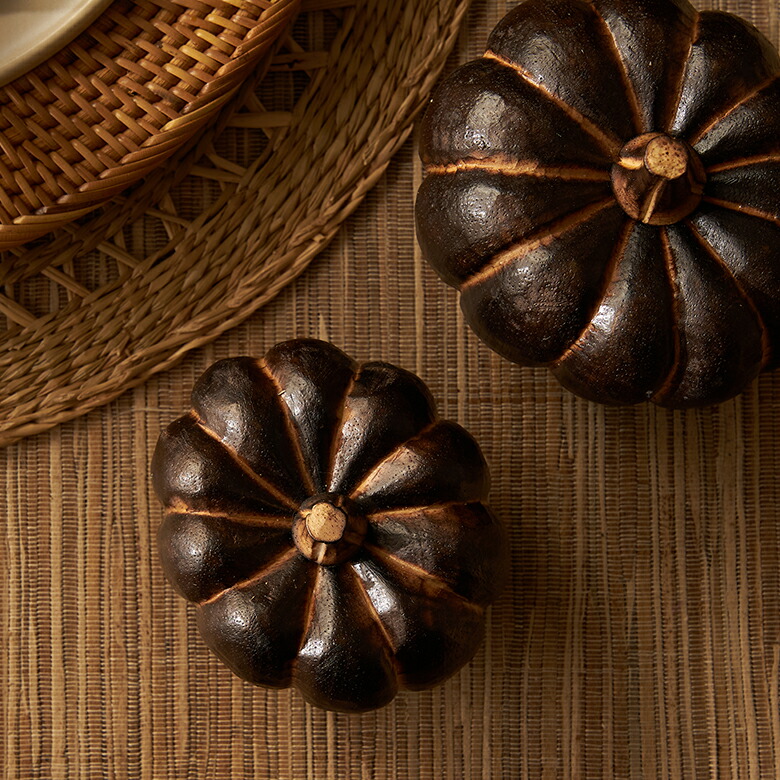 ハンドメイドで生み出された、味わいのあるフォルム