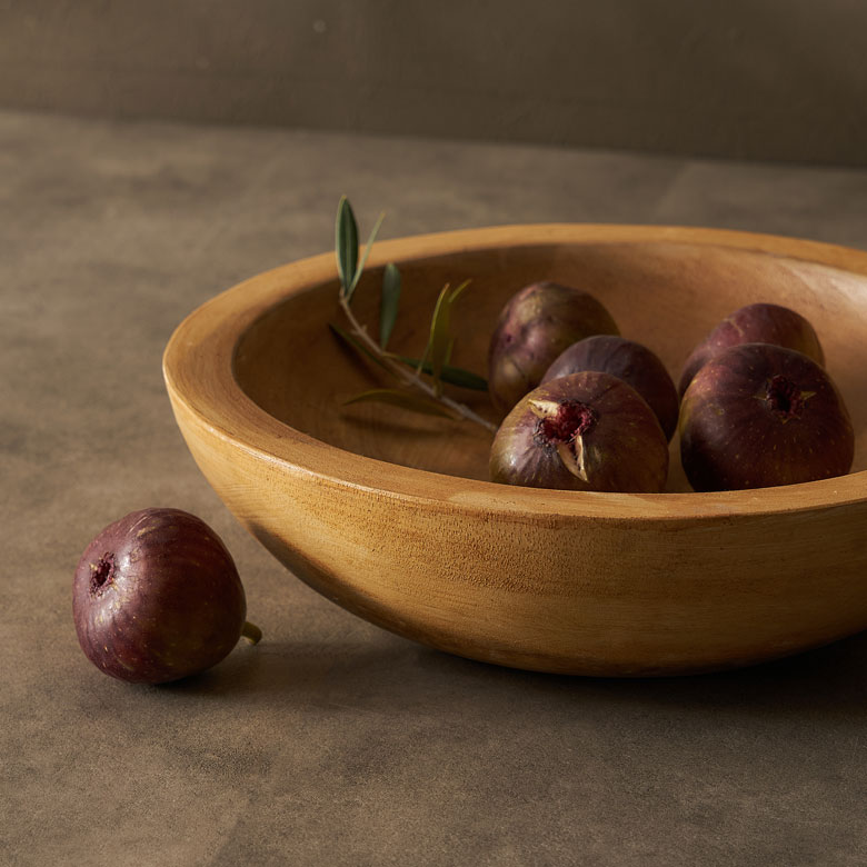 表面にアンティーク加工を施しています