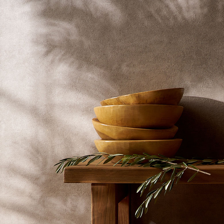 何も乗せずに置いているだけでも存在感を放つウッドボウル