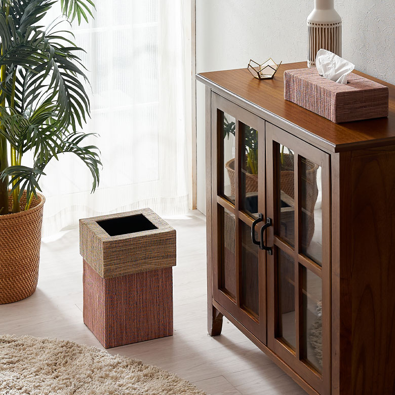 お部屋のアクセントにぴったりのダストボックス