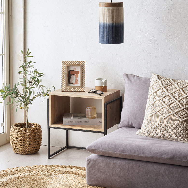 卓上と壁掛け両方で使えます