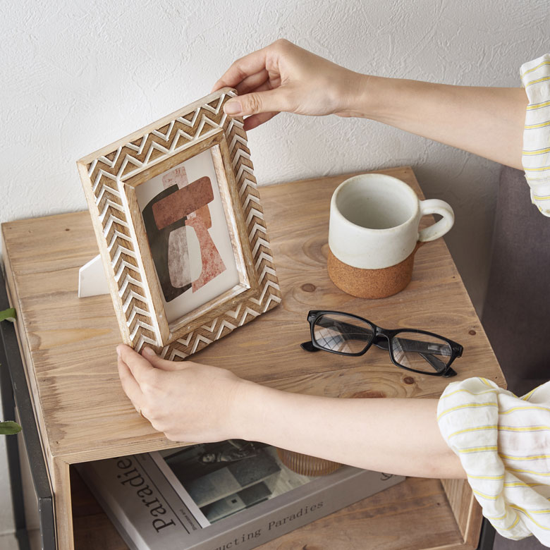 お気に入りの一枚をさりげなく惹きたててくれます