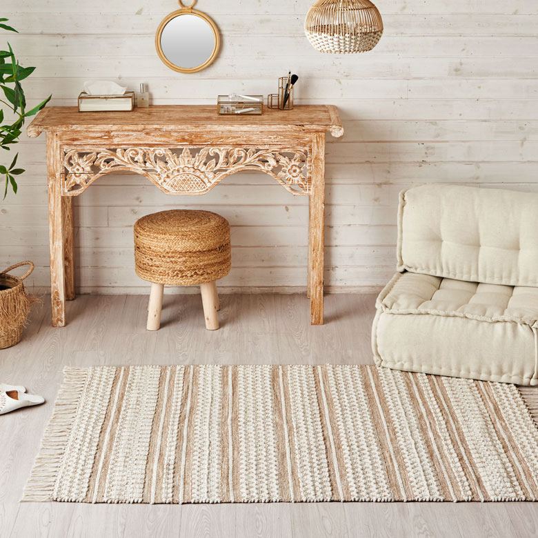 お部屋になじみやすいデザイン