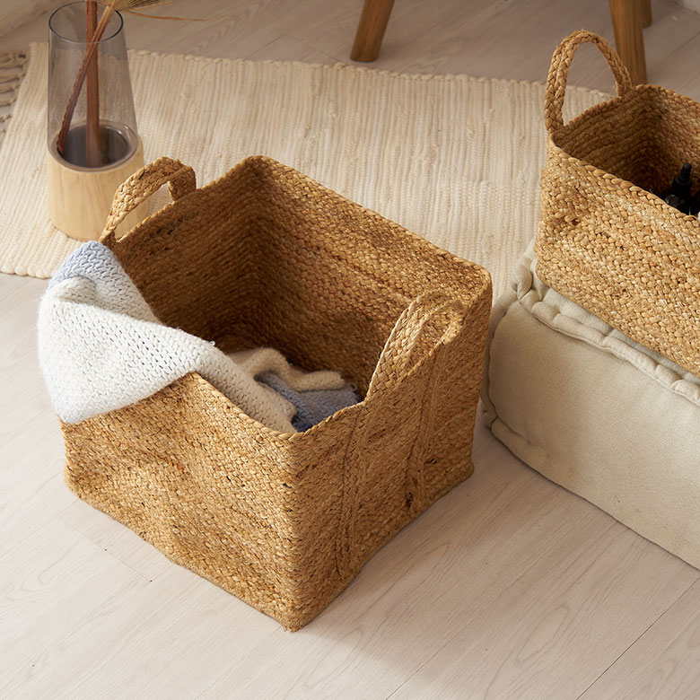 ジュートのスクエアバスケット