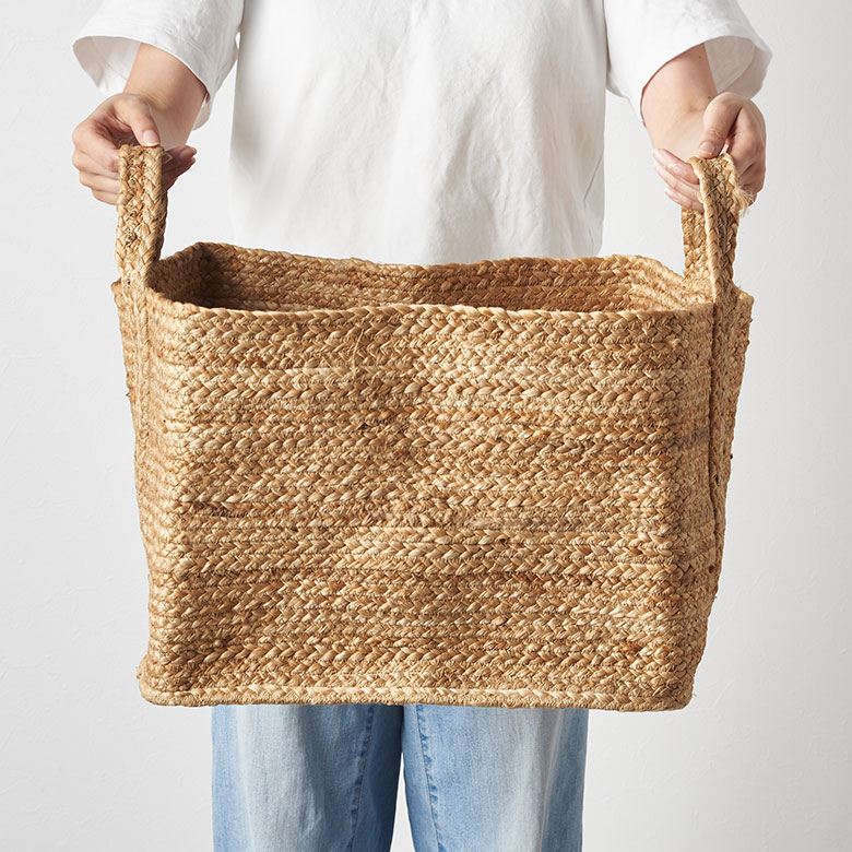 持つとこのくらいの大きさ