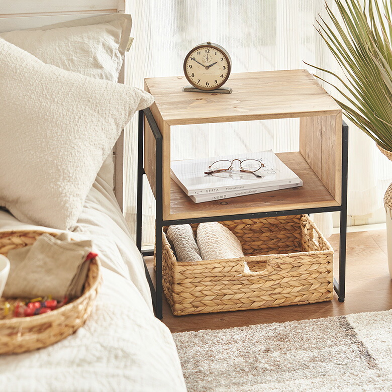 食器棚やカウンター下など狭いところの隙間収納にも