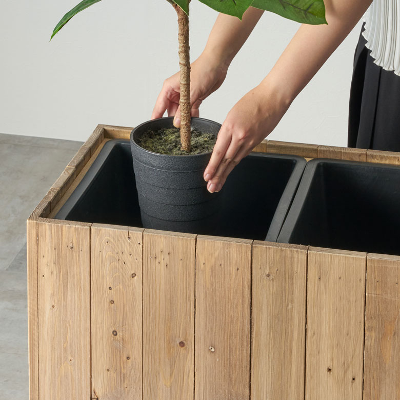 お手持ちの観葉植物を鉢ごと入れるだけ