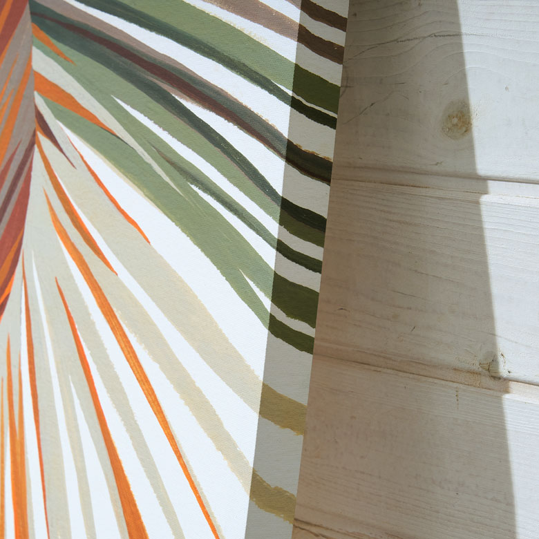 側面も美しいアート