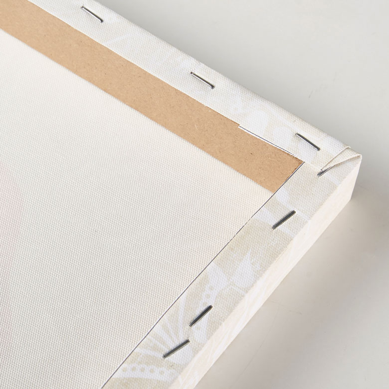 手描きのような美しい仕上がりのアート