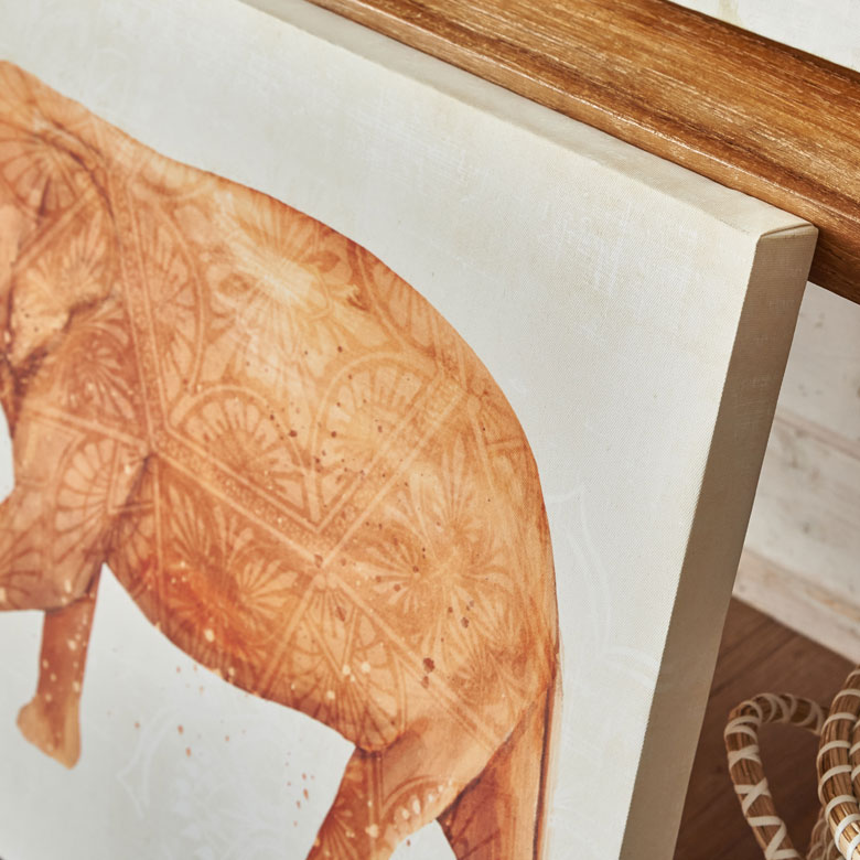 側面も美しいアート