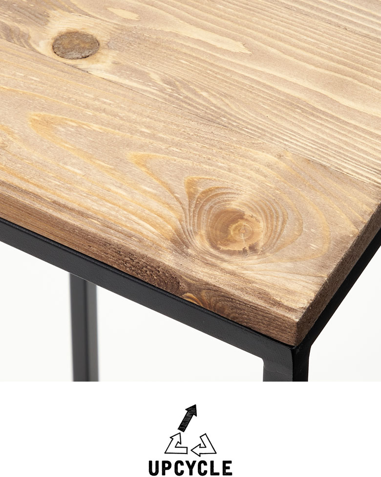 サステナブル。アップサイクルのパイン材を使ったプランターカバー