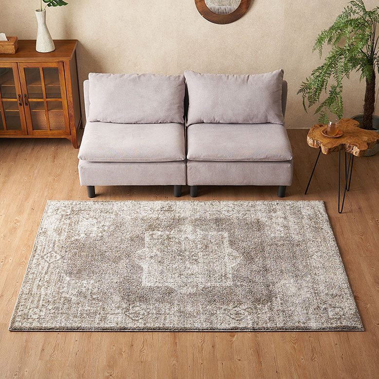 ペルシャ絨毯風のメダリオンデザインラグ