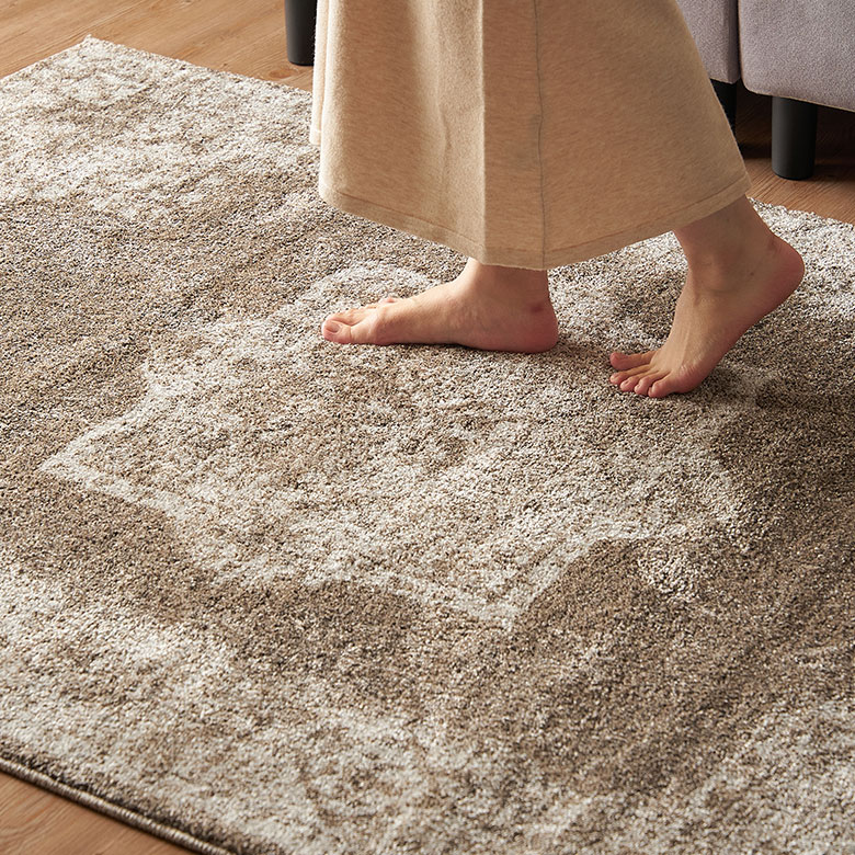 毛足によって雰囲気が変わります